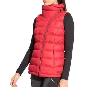 Athleta Downabout puffer vest